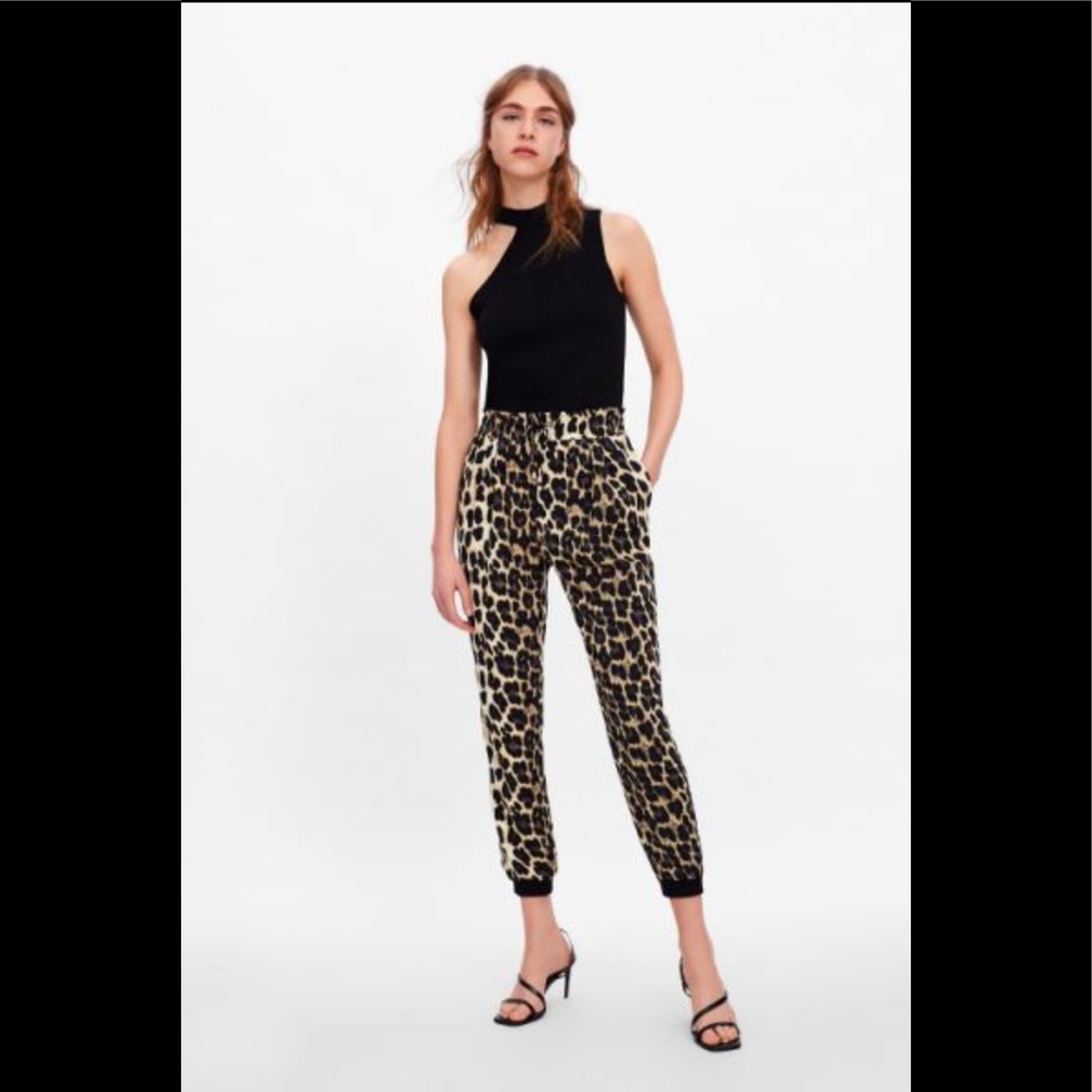 Zara leopard print jogger